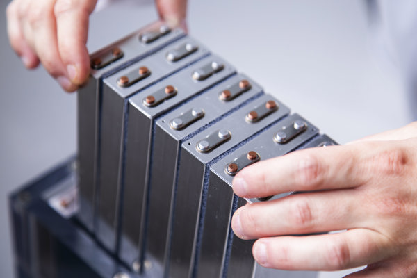 Prismatic battery cells for batteries