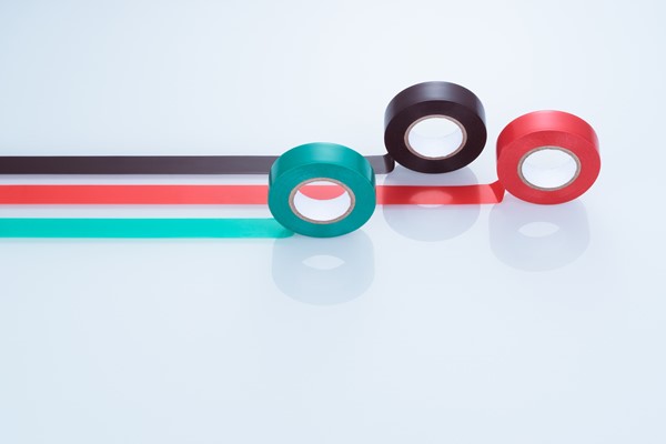 Quick stick and high temperature resistance make Silcolease™ Silicone PSAs ideal for splicing tape applications.